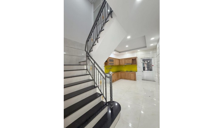 MẶT TIỀN KINH DOANH, 2 TẦNG, NGAY GÒ XOÀI - LÊ VĂN QUỚI, 54M2, SỔ ĐẸP HOÀN CÔNG ĐỦ, GIÁ CHỈ NHỈNH 5 TỶ TL